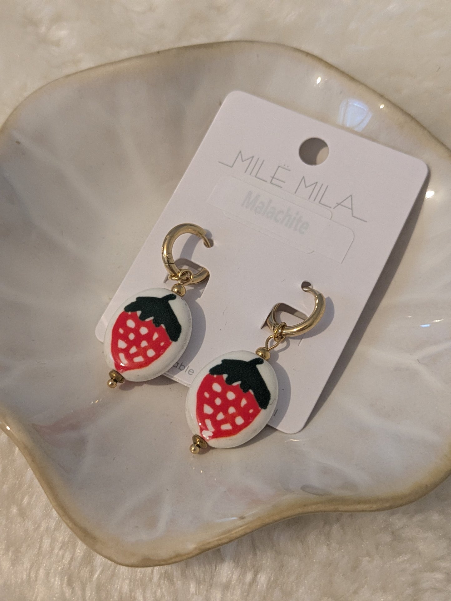 Boucles d'oreilles fraise