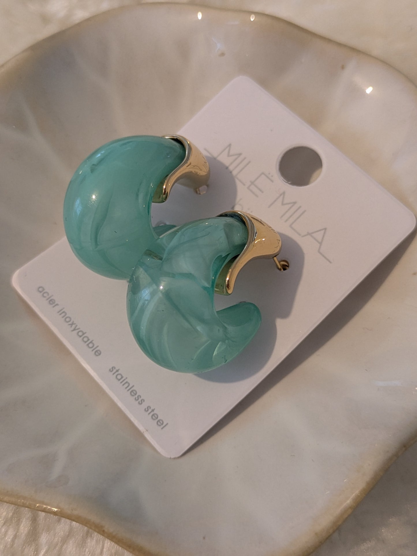 Boucles d'oreilles vertes nacrées